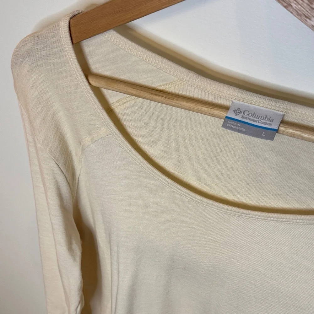 Columbia Women's Off-White Long Sleeve Top Beige Size L